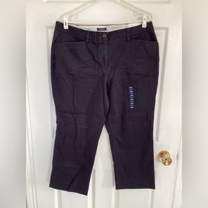 ☀️3/$25☀️ Lands' End mid-rise capri pants (#14a9)